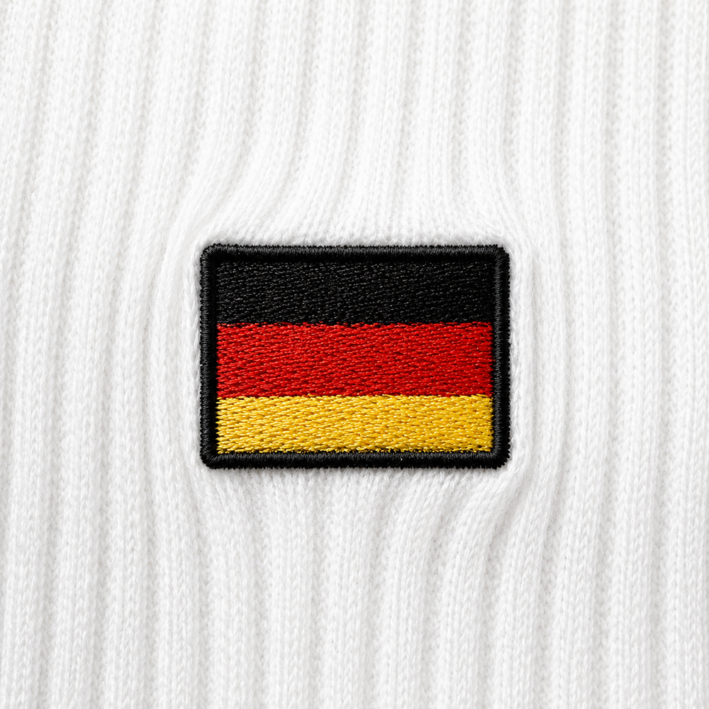 Socken für die ganze Familie mit Stick der Deutschland Flagge