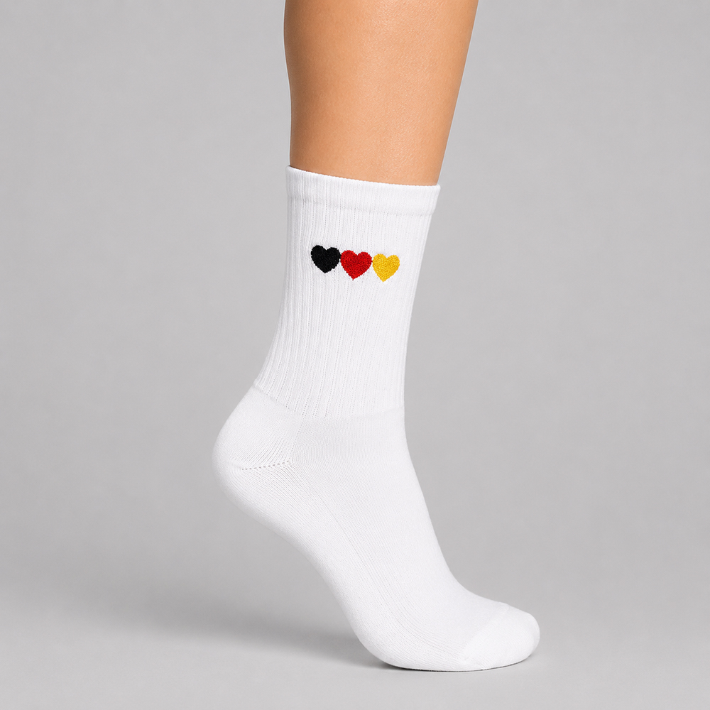 Socken für die ganze Familie mit Stick von 3 Deutschlandherzen