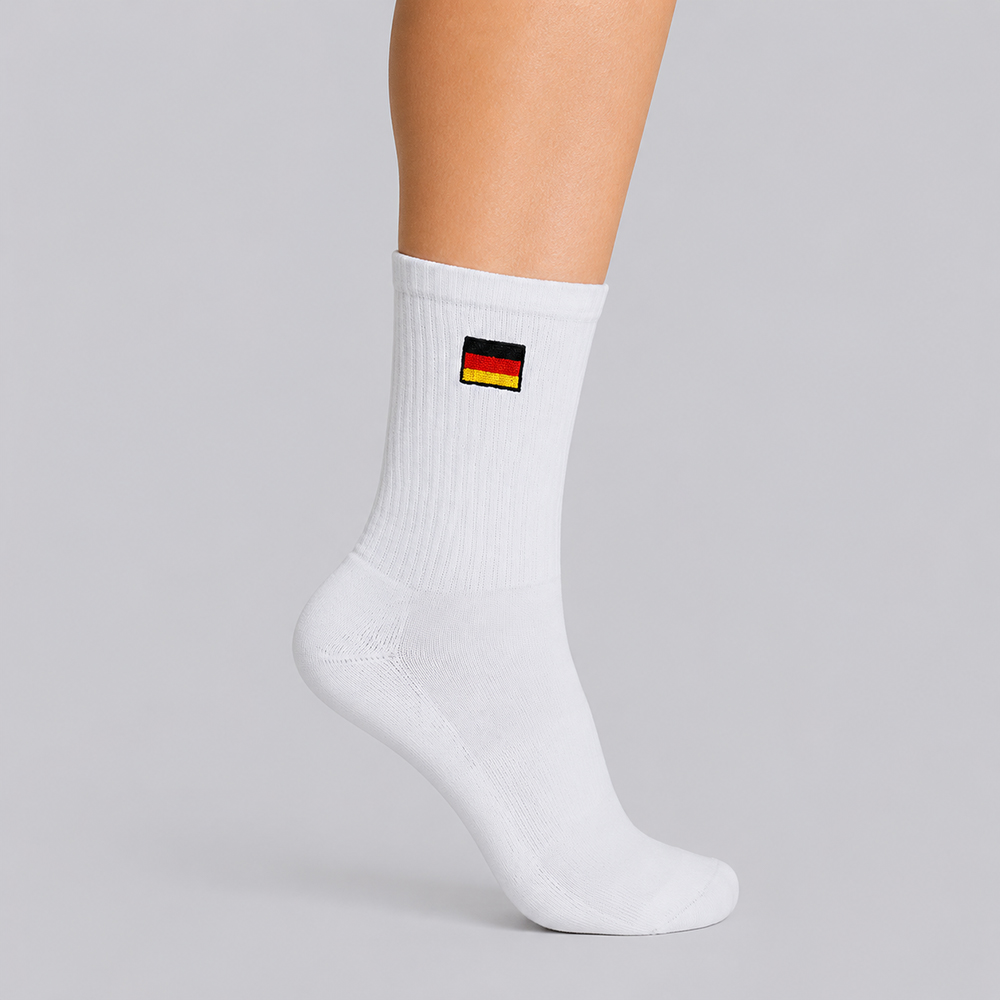 Socken für die ganze Familie mit Stick der Deutschland Flagge