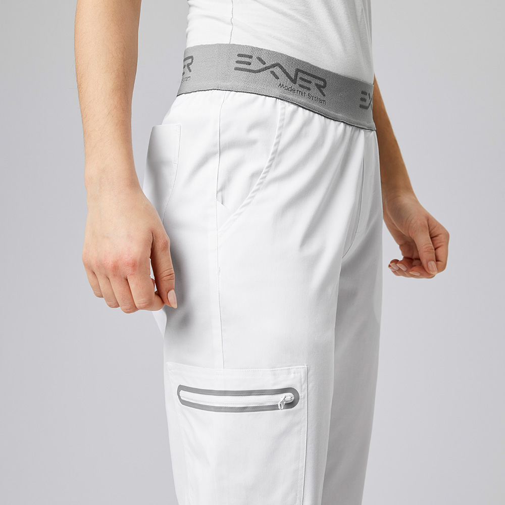 Schlupfhose,hohem Gummizug,mit exner-Logo, 2 Seitentaschen,1 beintasche mit Reissverschluss,