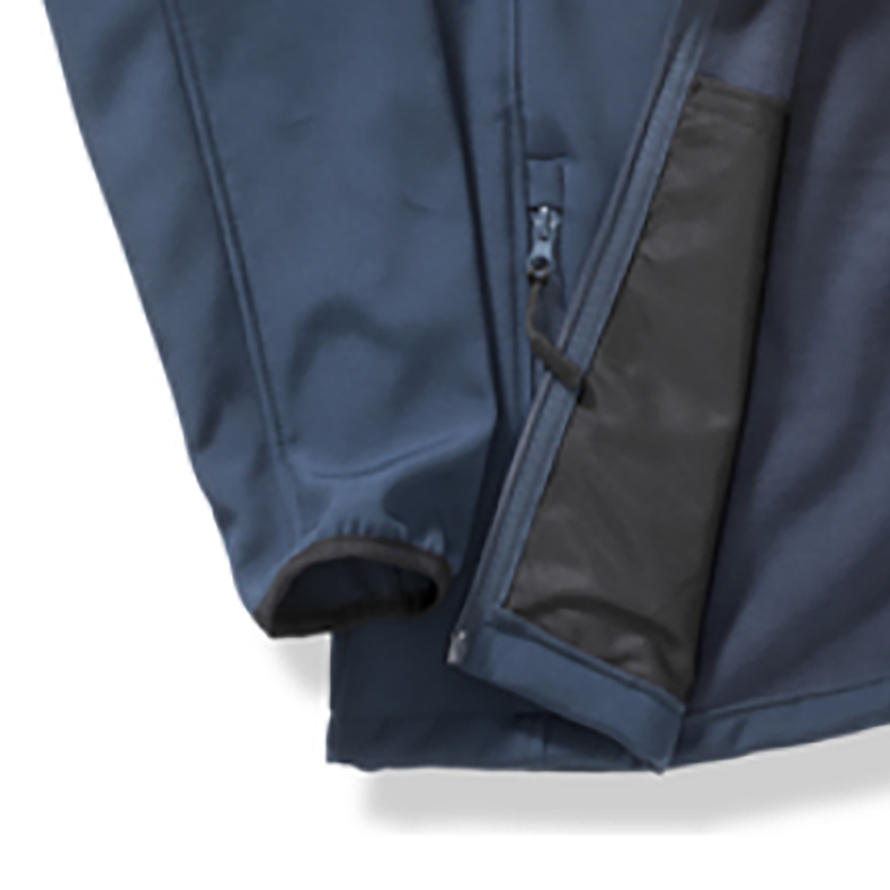 Herren Softshelljacke navy mit Namens- und Logodruck